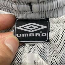 UMBRO アンブロ ナイロンパンツ シャカパン シャカシャカ サイズM ブラック 黒 メンズ ボトムス 最落なし （F16）_画像5