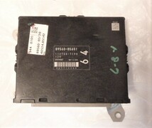 ハイゼット　Ｓ３２１Ｖ　エンジンコンピューター　８９５６０－Ｂ５Ｆ２０　ＥＣＵ　４ＡＴ　テストＯＫ　約４５０００ｋｍ走　希少　★_画像1