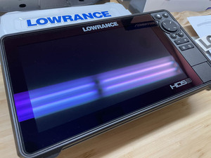 美中古 即日出荷１台のみ 日本語 ジオフェンスなし LOWRANCE ローランス HDS LIVE 9　振動子オプション （検索 pro 12 3in1 ゴースト