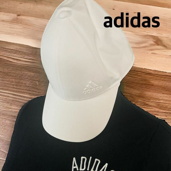 美品　adidas アディダス　キャップ　帽子　レディース　ホワイト　 GOLF CAP