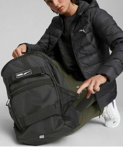 ★プーマ PUMA 新品 定番 人気 シンプル PC収納可 バックパック リュックサック デイバッグ BAG 鞄 かばん 黒 [079191011N] 六★QWER★