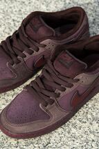 1円 スタート NIKE SB ダンク LOW Burgundy C rush 27.5cm ナイキ　スニーカー　新品　Nike Low Dunk_画像2