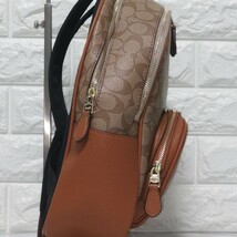 COACH コーチ シグネチャー バックパック カーキ サドル 未使用_画像3