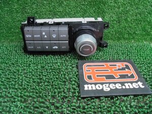 5EC2517GF2 ) ホンダ ステップワゴン RG1/RG2 後期型 純正 エアコンスイッチパネル　スタンレイ　D06TD