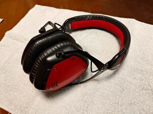 V-MODA Crossfade Wireless (XFBT-ROUGE) 赤 中古 元箱欠品 (検)ヘッドホン Bluetooth ローランド bluetooth 無線 リケーブル