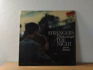 ■3点以上で送料無料!! LP / BERT KAEMPFERT & HIS ORCHESTRA/STRANGERS IN THE NIGHT 90LP1KS