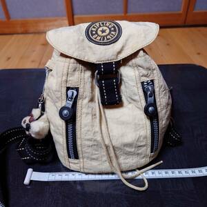 キプリング　 Kipling 　カメラバック　リュック　バッグ 　 ナイロン　 ベージュ　黒 ミニバッグ