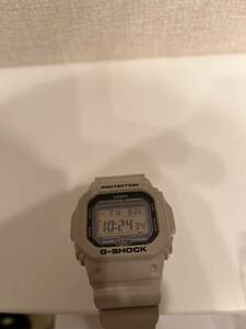 G-SHOCK CASIO GW-M5610SD アイボリー 稼働中