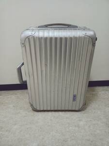 中古 RIMOWA TOPAS リモワ トパーズ 青ロゴ 2輪 32L アルミニウム スーツケース キャリーケース 機内持込可