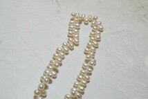 163 本真珠 パール ネックレス 全長約96㎝ ヴィンテージ アクセサリー ペンダント 冠婚葬祭 淡水パール 淡水真珠 首飾り 装飾品_画像3