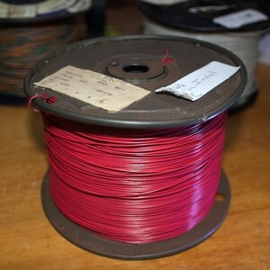 （超リーズナブルなワイヤー）10メートル（ウエスタン）スズメッキ銅単線（赤）AWG24 (皮膜PVC）Western Electric 1960年代 