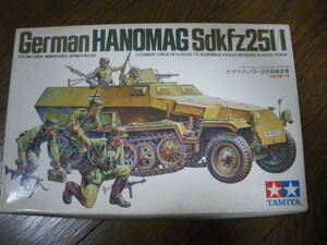 TAMIYA　小鹿タミヤ　1/35　ドイツ ハノマーク 兵員 輸送車　GERMAN HANOMAG Sd.Kfz251/1　未組立　当時450円　ヴィンテージ　同梱,郵送可