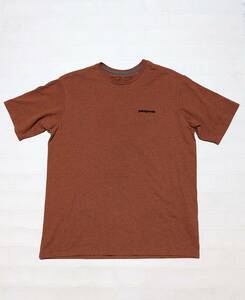 【中古・メンズM】パタゴニア patagonia P-6ロゴ・レスポンシビリティー 半袖Tシャツ 38504 クォーツコーラル 送料520円