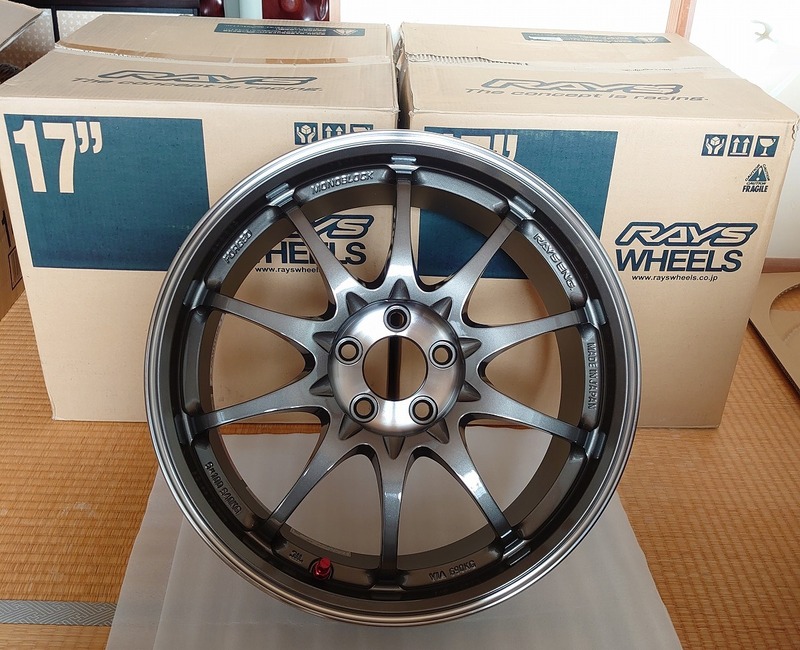 希少な未使用廃版サイズ★RAYS VOLK RACING CE28SL 17&#215;7.5JJ +48 5/100 4本 / 86 BRZ プリウス等に / レイズ TE37 鍛造 17インチ