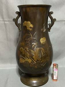 明治時代　金工　古銅高肉彫花鳥文花生　花瓶 花器 古美術 骨董 置物 高33厘米，重4800g