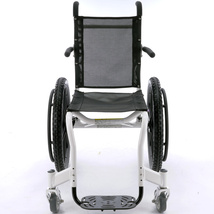 【認定中古車】車椅子 車いす 車イス 軽量 コンパクト スポーツ 自走式 フリーキー B403-XF カドクラ Mサイズ_画像7