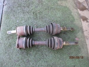 (0221)P25W Delica Star Wagon front drive shaft left right 