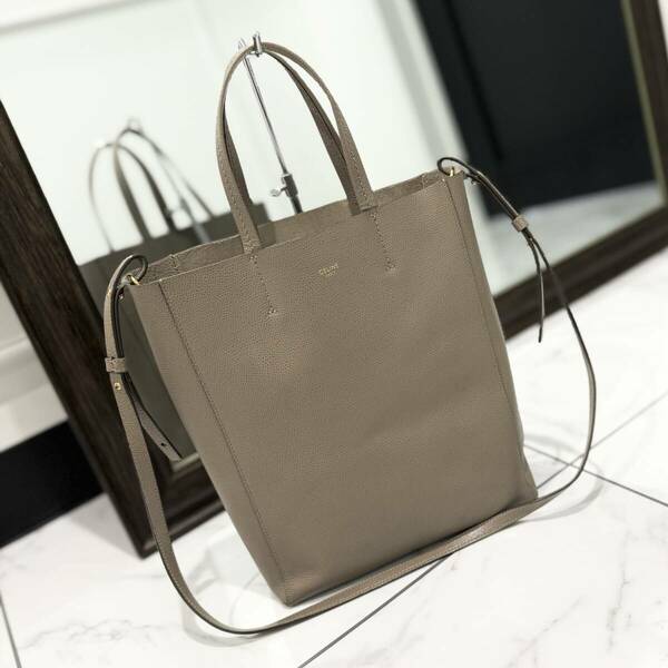 33470 新ロゴ　CELINE　セリーヌ　バーティカルカバ　スモール　ベージュ