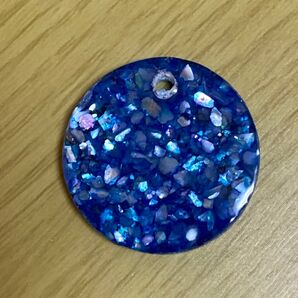 つけるだけで頭が良くなる!!必勝ペンダント!