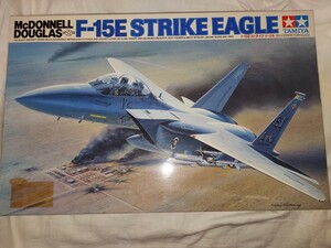 タミヤ　60302 1/32 スケール F-15E ストライクイーグル　未組立　TAMIYA　STRIKE EAGLE　