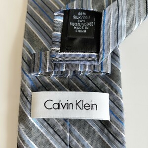  Calvin Klein (Calvin Klein) multi blue gray stripe necktie 