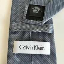 カルバンクライン（Calvin Klein)グレーのネクタイ_画像1