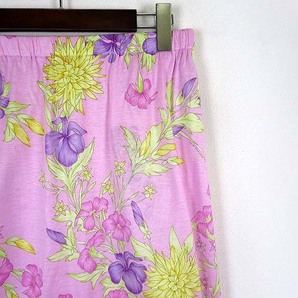 AVERARDO BESSI アヴェラルドベッシ イタリア製 スカート 花柄 フラワー フレア サイドスリット ひざ丈 L 44 ピンク 紫 パープル 黄 黄緑の画像3
