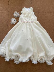 新品　未使用　ワンピース　ドレス　子供　女の子　レース　 キッズ 白