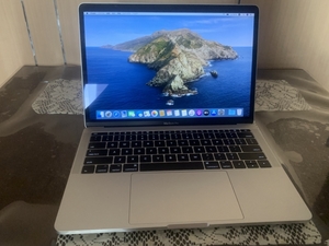 極美品 Apple MacBook Pro Retina A1708 2017 モデル Core i7 2.5GHz/13.3インチ/Win10 Pro/16GB/PCI SSD 512GB