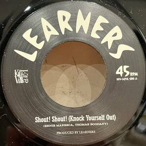 ◇500枚限定!アナログ盤/7inch◇LEARNERS ラーナーズ / Shout! Shout! (Knock Yourself Out) KKV147VL Ernie Maresca 松田“CHABE”岳二の画像2