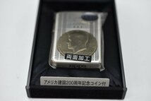 【レターパック】【未使用】zippo ジッポライター J.F.KENNEDY ケネディ アメリカ建国200周年 記念ケネディコイン 2004年製_画像2