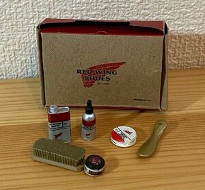 REDWING ガチャガチャ　シューケア用品のミニチュア