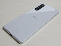 　★【36796WM】 完動品 au SOG01 SONY Xperia 1 II ホワイト SIMロック解除済 1円 ! 1スタ !_画像2