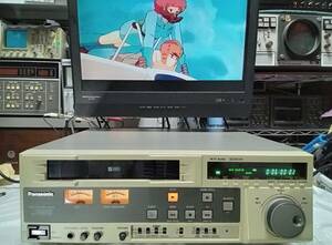 Panasonic 業務用S-VHS ビデオプレイヤー AG-DS540 TBC搭載 中古整備品 G6TC00031
