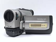 ★☆Video8/Hi8 対応 中古 良品 動作確認/点検清掃済 SONY ソニー Handycam ハンディカム CCD-TRV95 S-667-9☆★_画像2