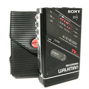 [美品][美音][整備品] SONY ウォークマン WM-F202 電池ポックス、専用ケース付き (カセット 再生/録音、ラジオ AM/FM)