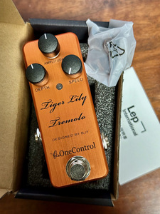 One Control　TIGER LILY TREMOLO