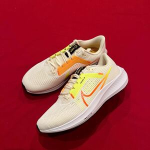 定価15,400円　27㎝　NIKE　ナイキ　ランニングシューズ　AIR ZOOM PEGASUS 40　エアズームペガサス40　新品　スニーカー　DV3853 