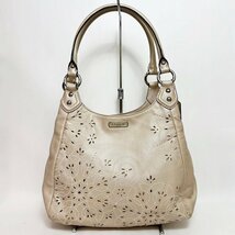 美品 COACH コーチ F22485 ホーボー シグネチャー柄 レザーハンドバッグ ベージュ系 肩掛け 春カラー カットワーク レディース 中古 HK0084_画像1