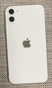 iPhone 11 256GB ホワイト SIMフリー