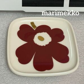 JUHLA UNIKKO マリメッコ　記念プレート　新品　白地×赤花 marimekko 角皿 Unikko スクエアプレート