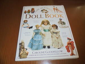 洋書ドールブック　ＤＯＬＬ　BOOｋ　衣装、アクセサリー、商標の分析、収集、メンテナンス、修理について