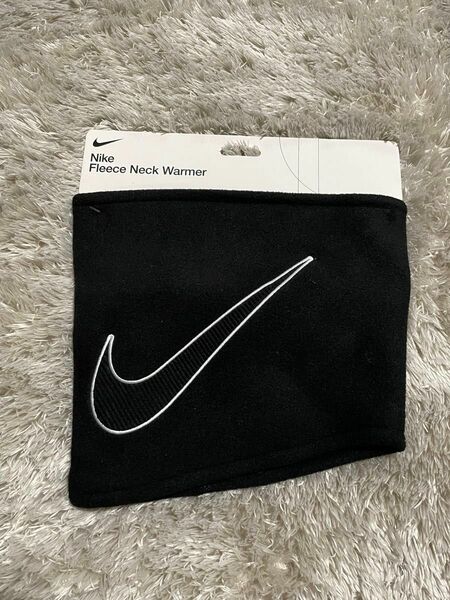 【NIKE】新品　即購入可　ネックウォーマー　ナイキ　BLACK 防寒　スポーツ　通学　通勤　黒　フリース　Nike