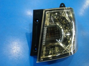 マツダ ＭＰＶ LY3P 右・テールランプＡｙ LED スタンレー P5134