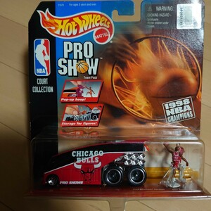 ホットウィール HotWheels NBA CHICAGOBULLS シカゴブルス ミニカー PROSHOW コートレクション JORDAN