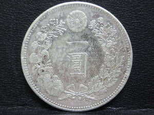 2185 古銭祭 一圓銀貨 明治27年 直径 約38.1mm 重さ 約26.8g 画像をご確認ください コレクション 1円 銀貨 