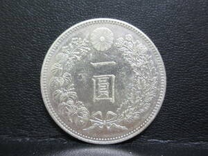 2188 古銭祭 一圓銀貨 明治30年 直径 約38.0mm 重さ 約26.9g 画像をご確認ください コレクション 1円 銀貨 