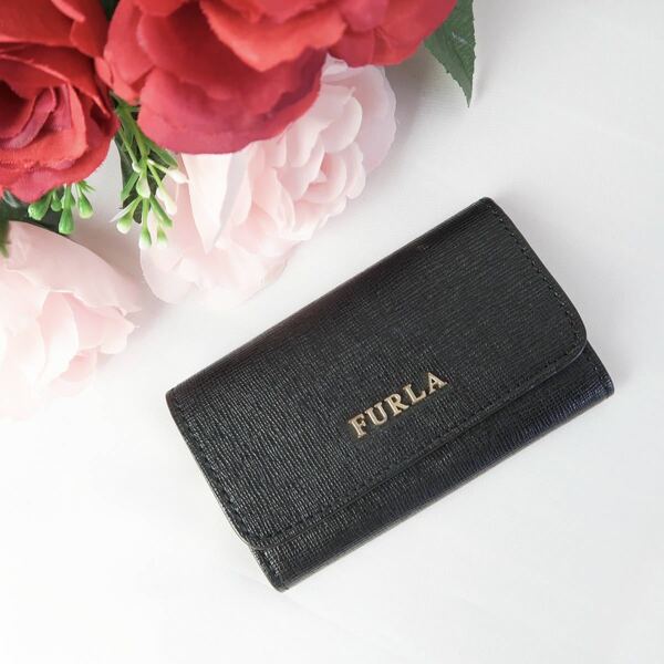 s699 美品 フルラ キーケース 6連六連 レザー 黒ブラック FURLA