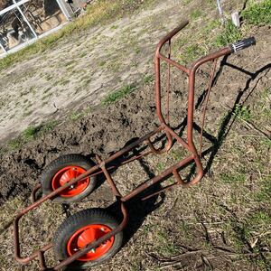 台車 一輪車　二輪車　リヤカー　運搬車　静岡県、磐田市、南部遠州大橋近い発