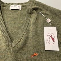 Felix Buhler フェリックスビューラー セーター ウール WOOL 100% Mサイズ メンズ 未使用 訳あり カーキ khaki 小杉産業 コスギ Vネック 毛_画像2